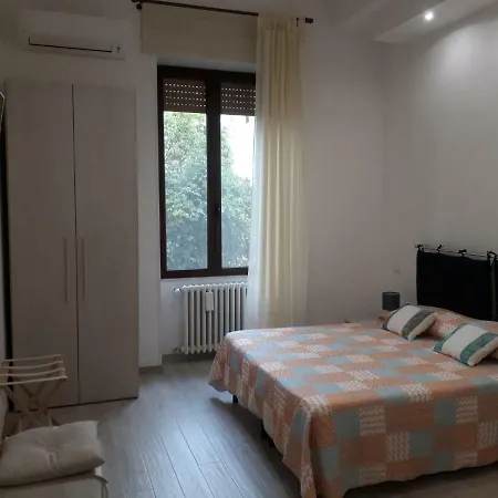 Rosa Del Salento Lecce