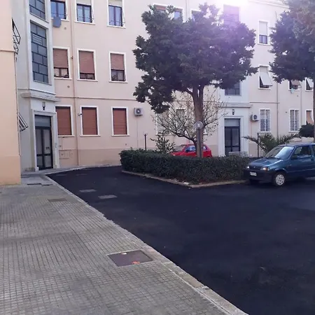 Rosa Del Salento Couette-café 3*