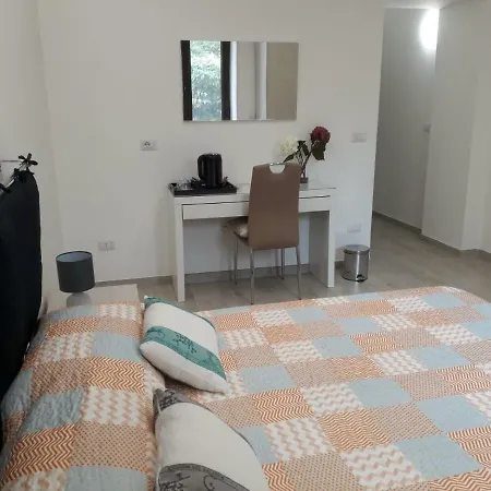 Rosa Del Salento Lecce