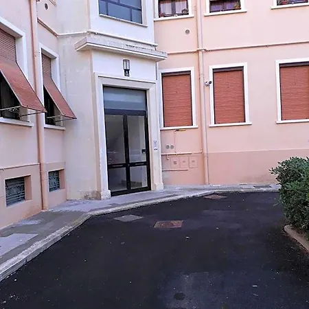 فندق مبيت وإفطار Rosa Del Salento
