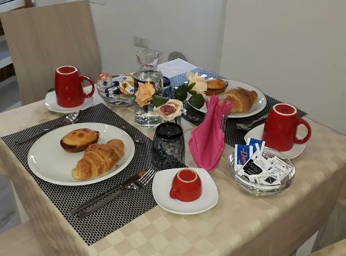 Rosa Del Salento ベッド・アンド・ブレックファスト 3*