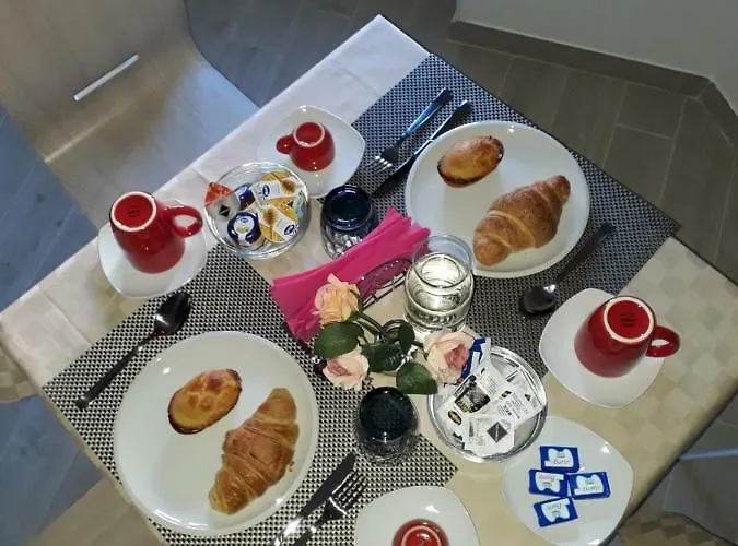 ベッド・アンド・ブレックファスト Rosa Del Salento